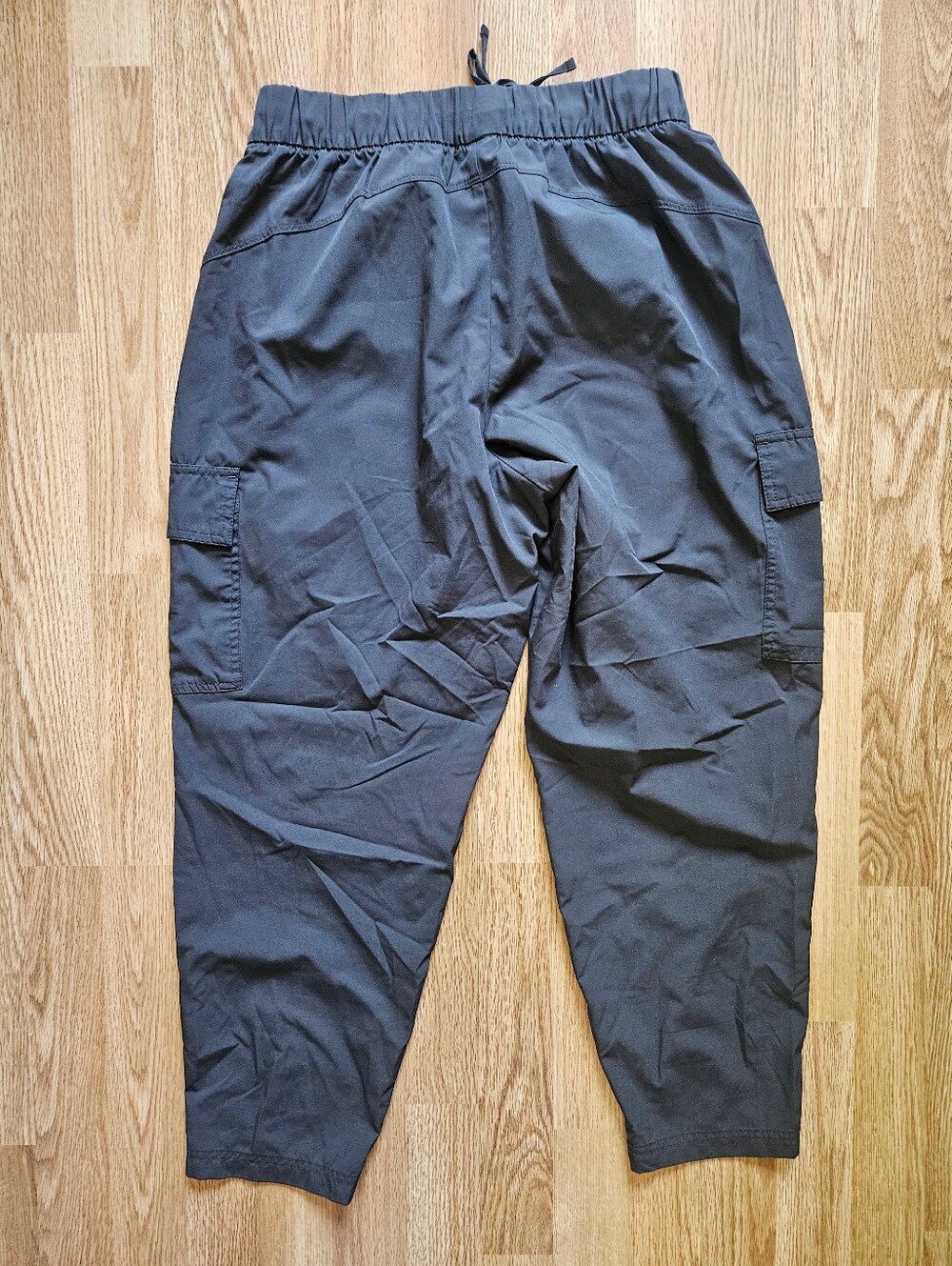 Old Navy Active Cargo Jogger Pants - Picture 10 of 10